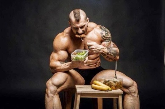 A Sample Diet Gaining Muscle and Bulking